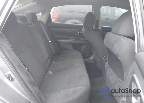 2015 Nissan Altima 2.5/S/Sv/Sl z USA, uszkodzony, nr VIN 1N4AL3AP1FC416970